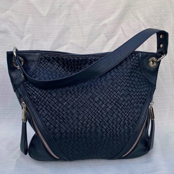 b. makowsky Handbags - B Makowsky Leather Shoulder Bag EUC